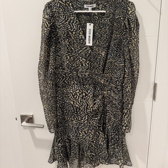Steve Madden Apparel Women's Nyla - Picture 1 of 2